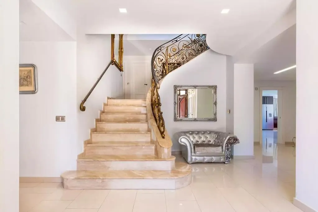 Ohana Luxury Villa With Heated Pool Malaga 0*,